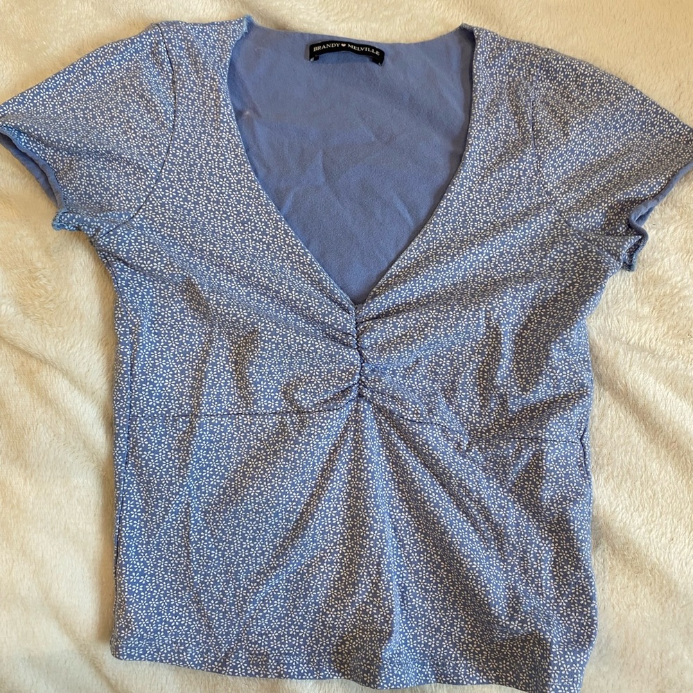 Brandy Melville Gina top